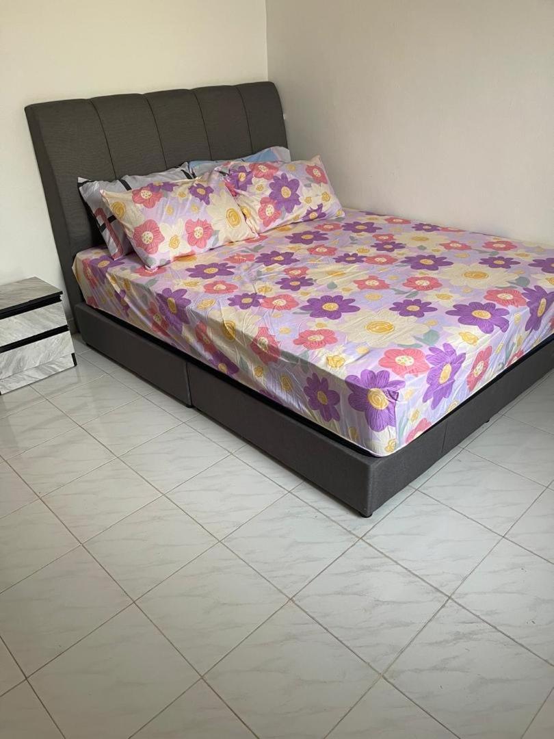 Alisya Homestay بورت ديكسون المظهر الخارجي الصورة